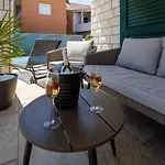 Villa A&a