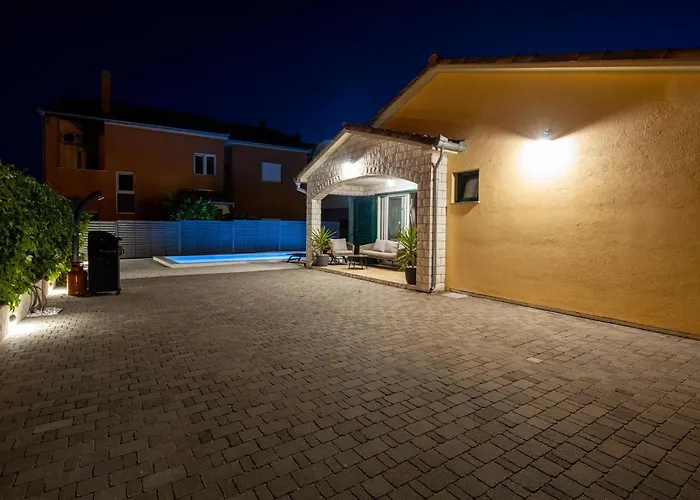 A&a 비오그라드나모루