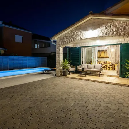 A&a Villa *