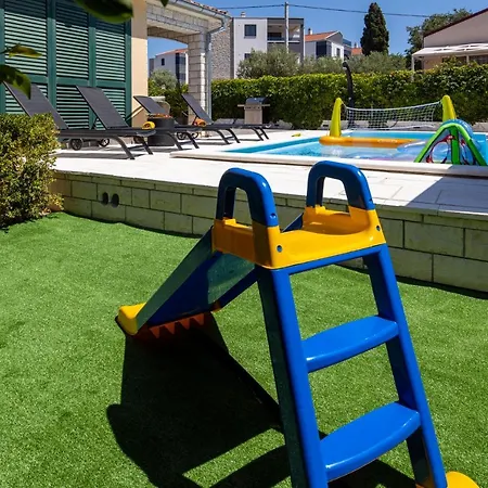 A&a * Biograd na Moru