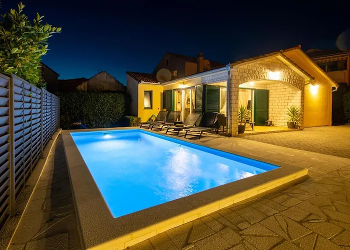 A&a Vila Biograd Na Moru