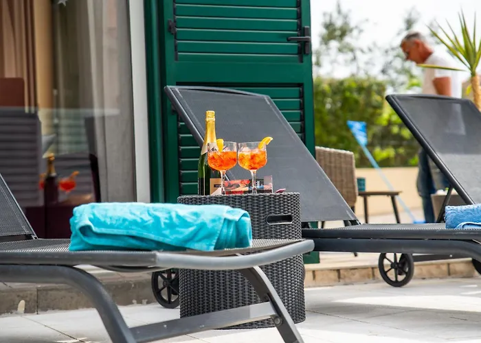 ヴィラ A&a ビオグラード・ナ・モル